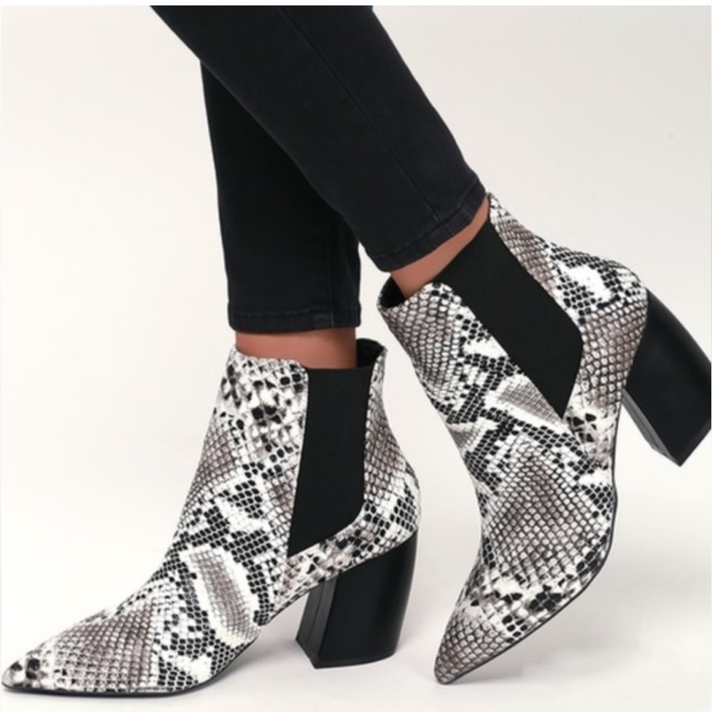 Lulu’s Snake Print Textured Pointed Toe Block Fau… - image 1